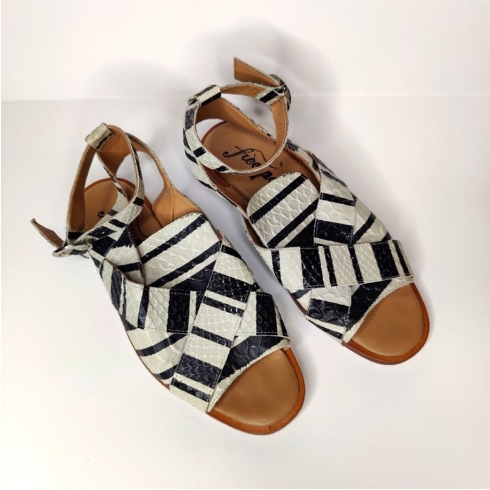 Catalina Mono Women's Sandals